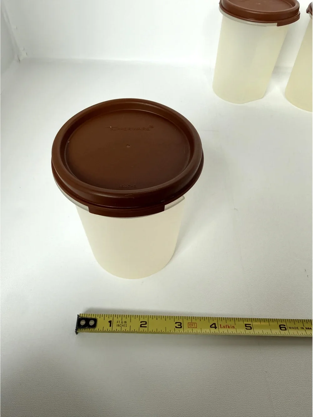 Set of 4 Vintage Tupperware Containers with Brown Lids 15 fl. oz. / 4440 ml